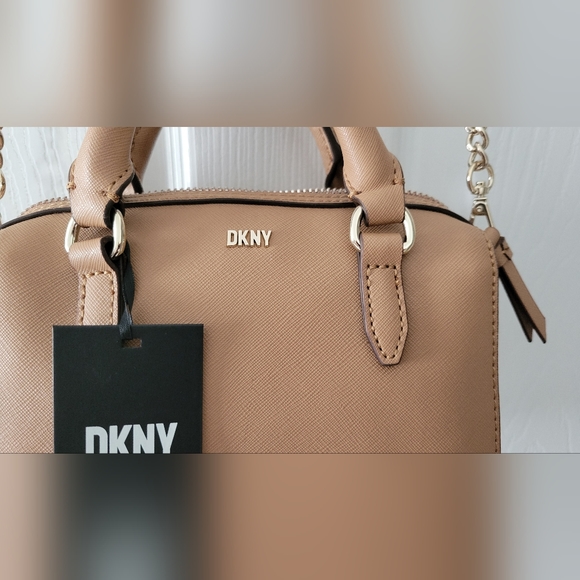 NWT DKNY Bryant Pk Sm Duffle Crossbody- Camel - Picture 12 of 13
